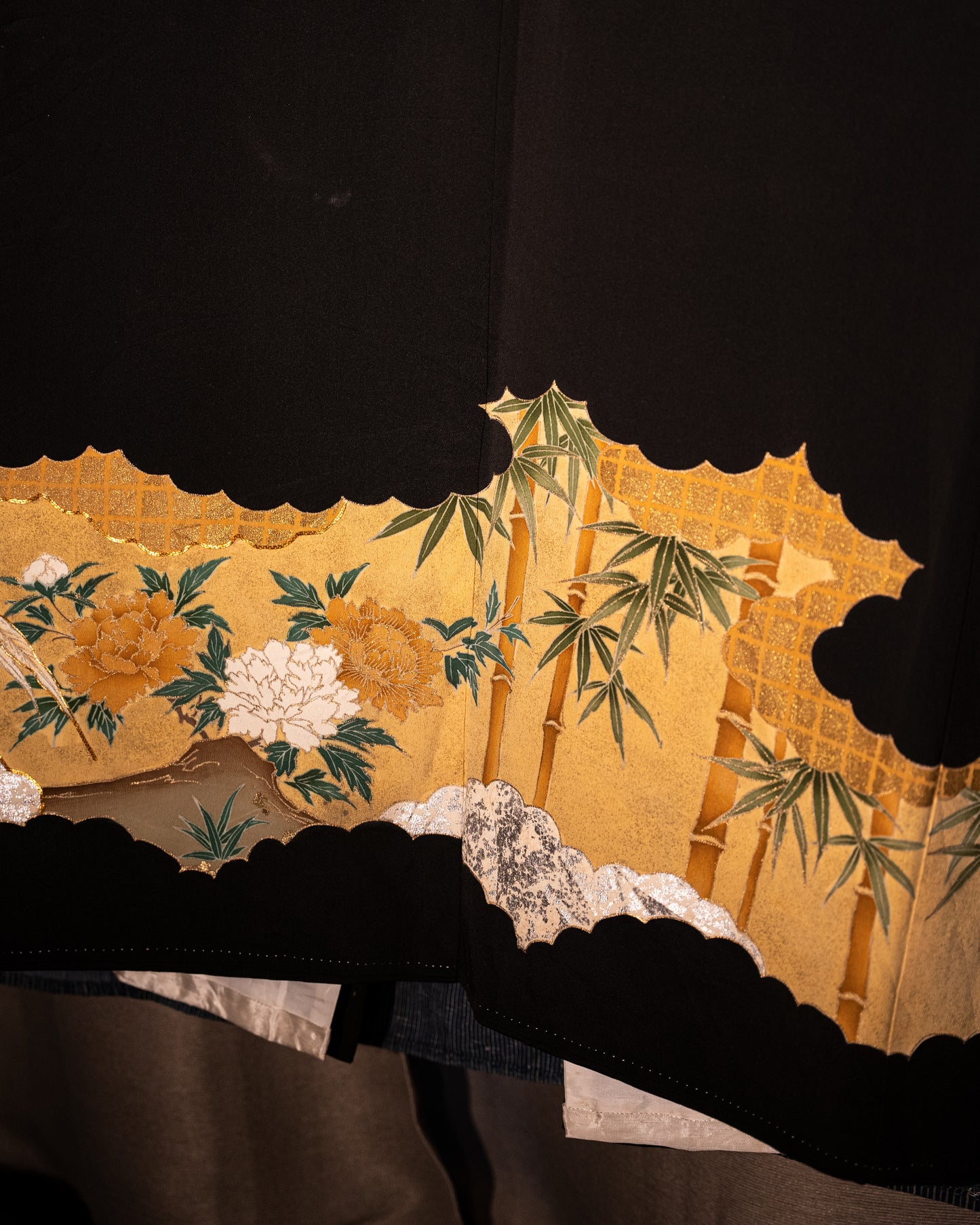KUROTOMESOD Kimono - Phoenix & Bamboo Motif
