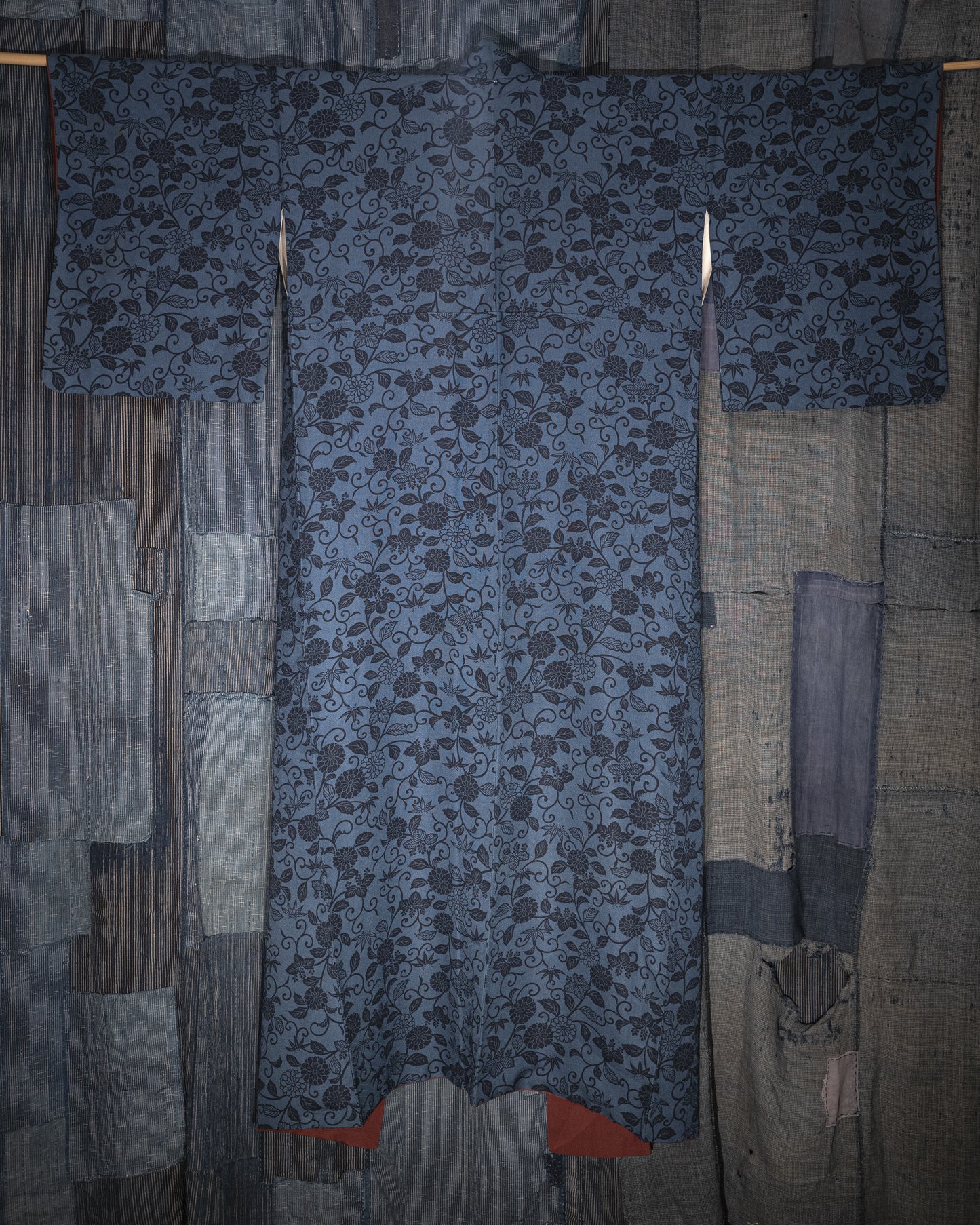 KOMON Kimono - Karakusa in Indigo