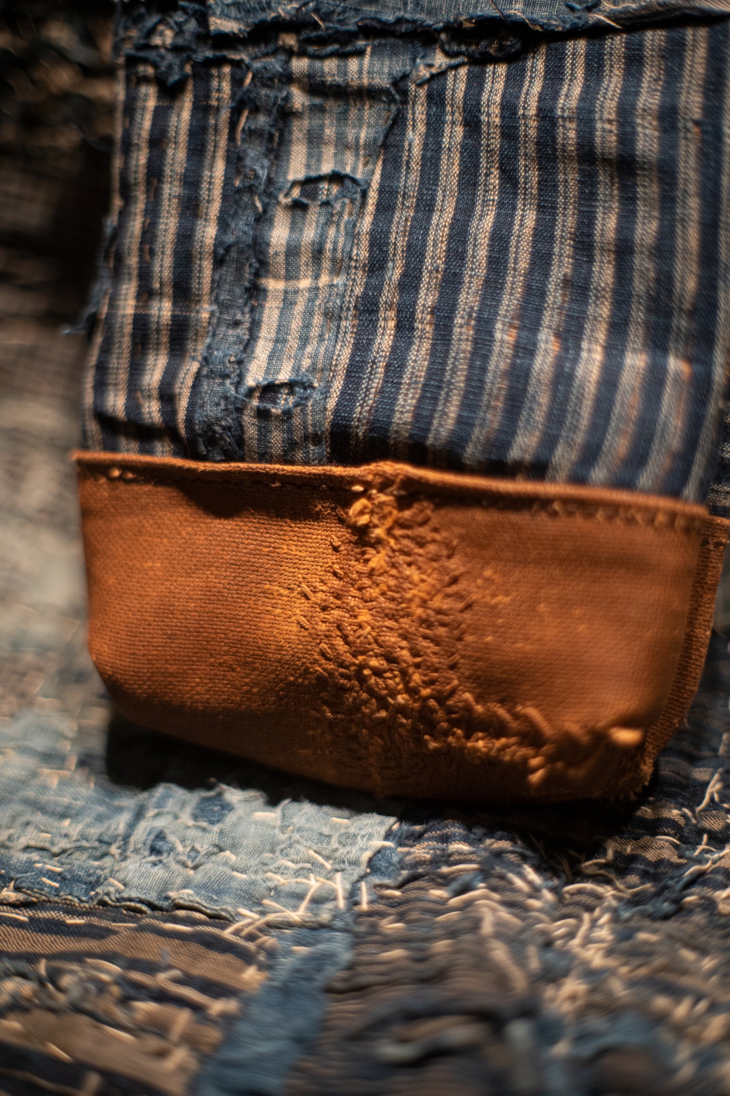 Boro small tote bag with sliver botton