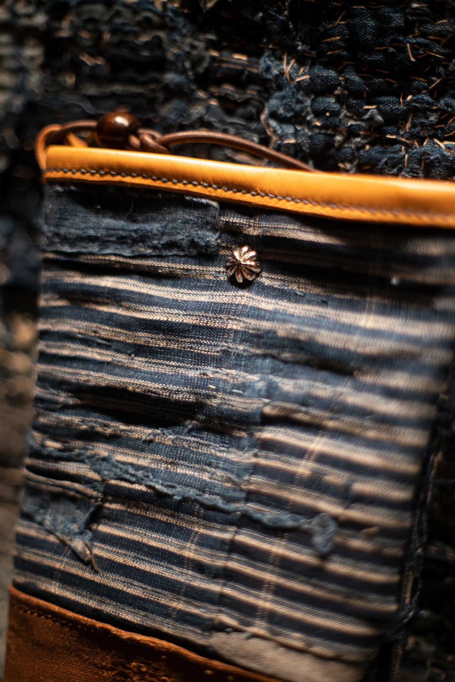 Boro small tote bag with sliver botton