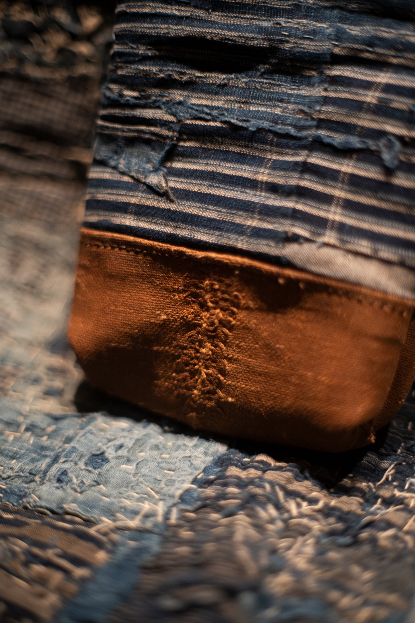 Boro small tote bag with sliver botton