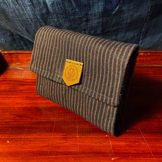 Daruma Kokobo Fabric Wallet - Japanese fabric